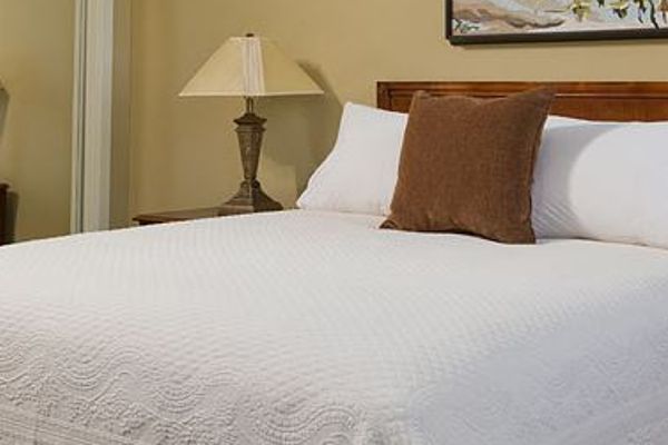 LEDGES HOTEL (Hawley)